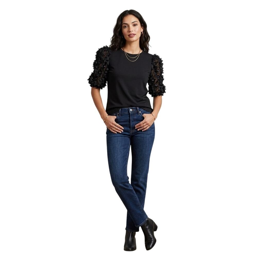 Flat White Urban Outfitters 3D Flower Petal Puff Sleeve Top Black Medium EUC